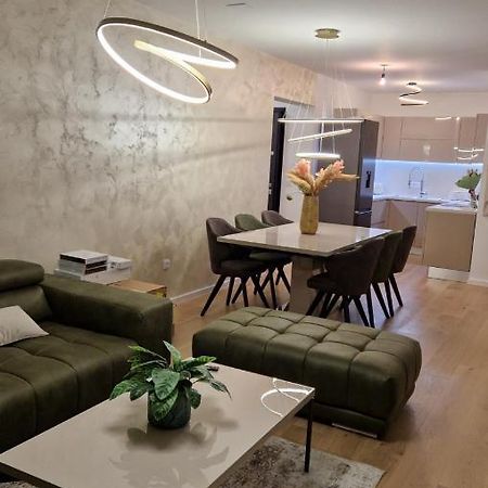 Capsula Luxury Apartment 우마그 외부 사진